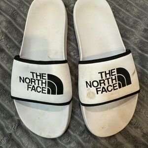 Slippers size 11 women’s